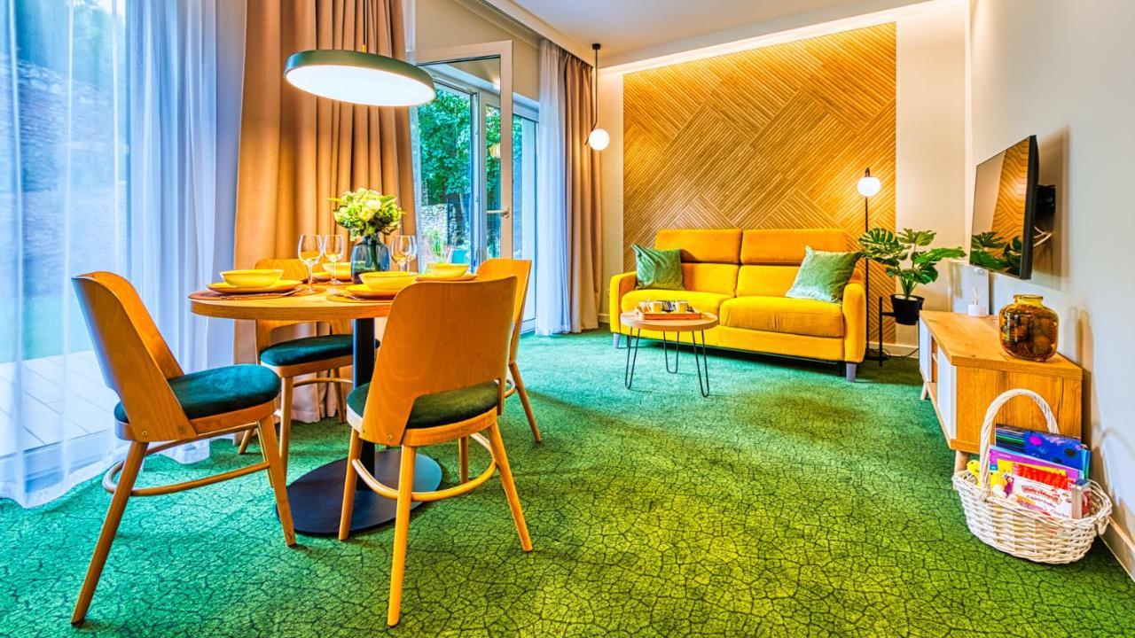 Apartamenty Vip Centrum - Wczasowa 17 By Royal Aparts Świeradów-Zdrój Extérieur photo