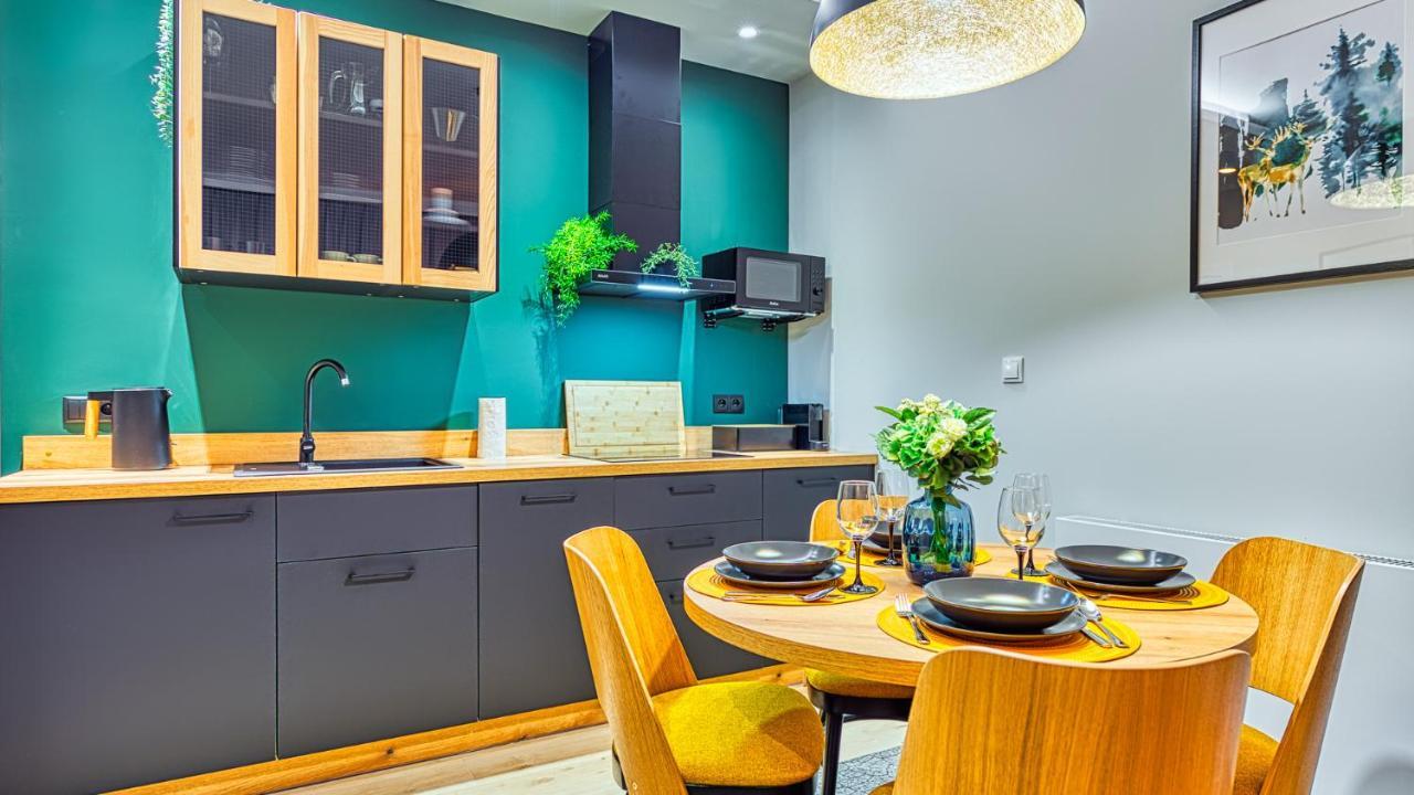 Apartamenty Vip Centrum - Wczasowa 17 By Royal Aparts Świeradów-Zdrój Extérieur photo