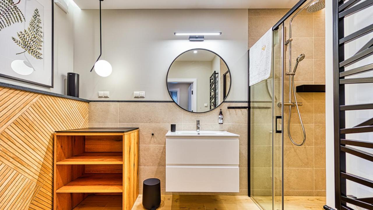 Apartamenty Vip Centrum - Wczasowa 17 By Royal Aparts Świeradów-Zdrój Extérieur photo
